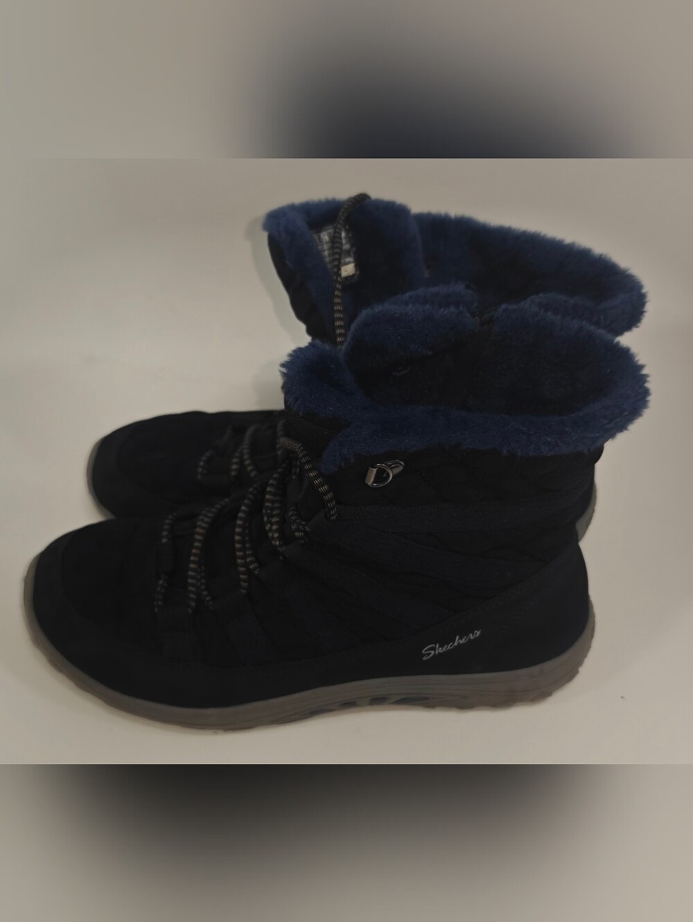 Skechers 49583 Womens Winter Boots Navy Size 9 Waterproof Warm Fur Lined Snow